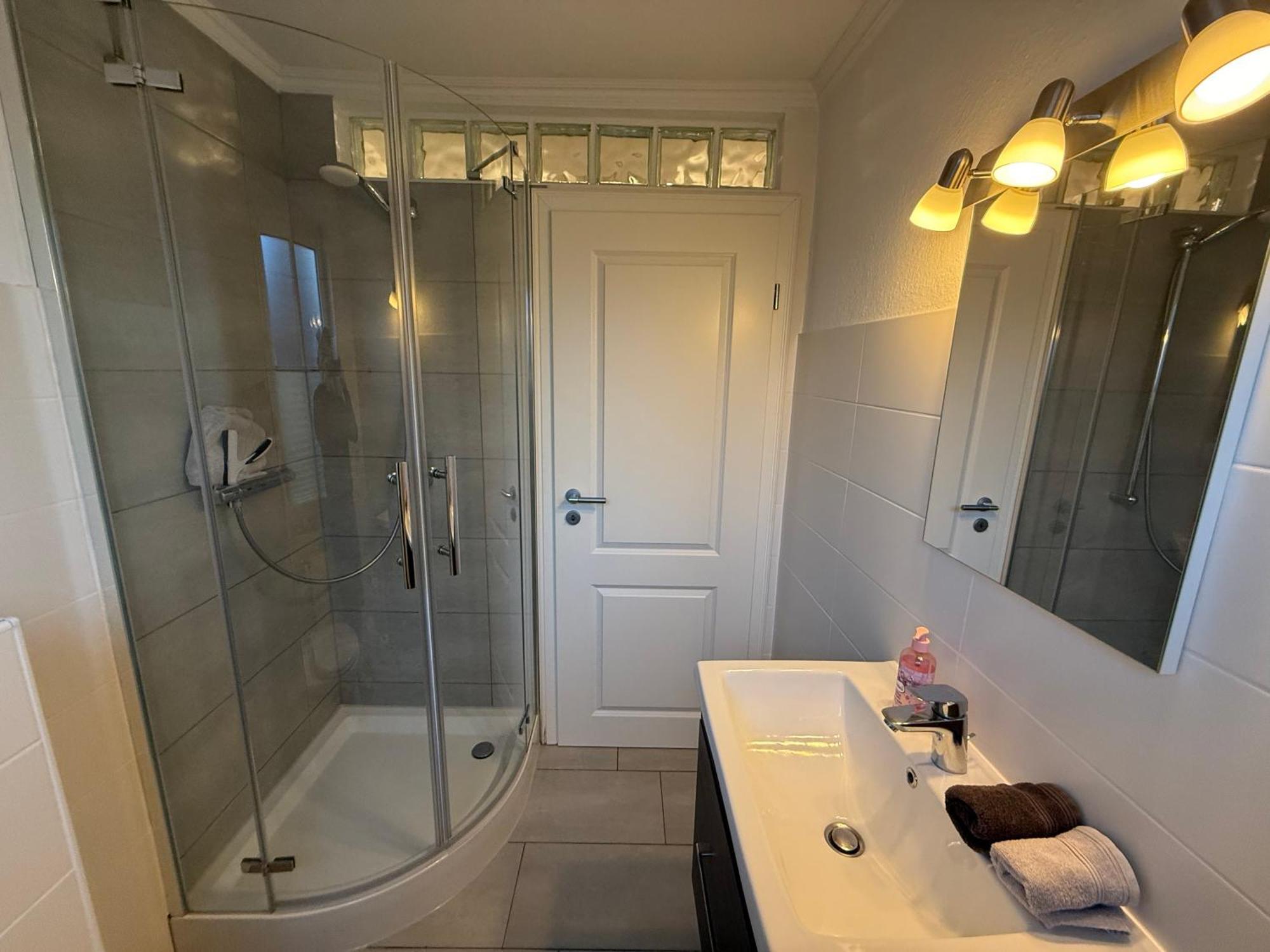 Ferienwohnung „Ole Karkenwech“ Husum-Roedemis Гузум Екстер'єр фото